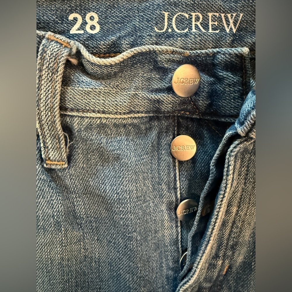 J Crew Mid-Rise Slouchy Distressed Jean in 1984 Slouchy Size 28 - Picture 9 of 10